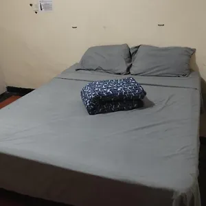 https://la-casa-de-la-floresta-dormitorios.colombiamedellinhotels.com